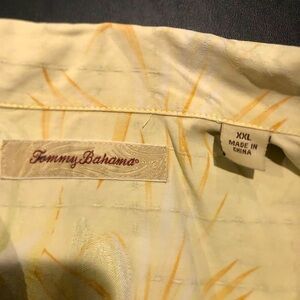 Vintage Tommy Bahama XXL 2XL Hawaiian Aloha Button Shirt 100% Silk Cream Orange